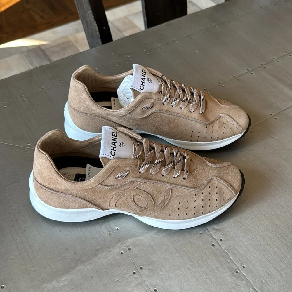 Chanel 21p beige dark suede goatskin sneaker trainer flat sz 38